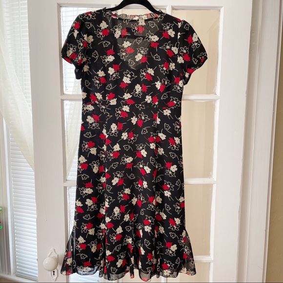 🆕Loft Ruffle Dress Size 6 - Picture 2 of 4